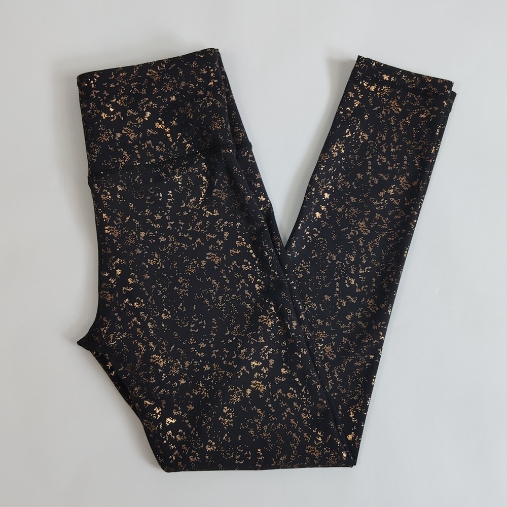 Zyia Black Rose Gold Flake Light n Tight Hi-rise 7/8 Legging
